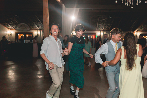5-17-25_carissa AND JOEL WEDDONG-1055