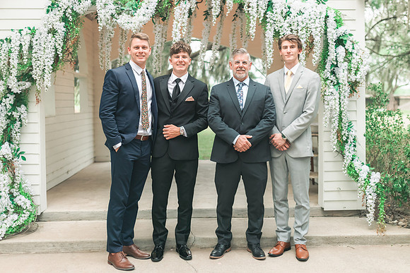 5-17-25_carissa AND JOEL WEDDONG-1798