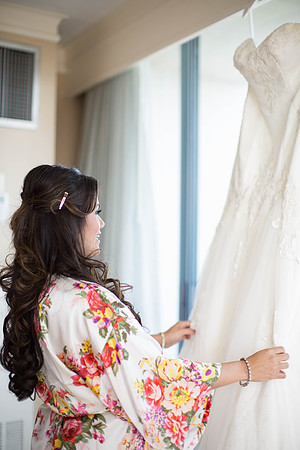 10_22_16 Candice & Anthony Wedding Getting Ready-567