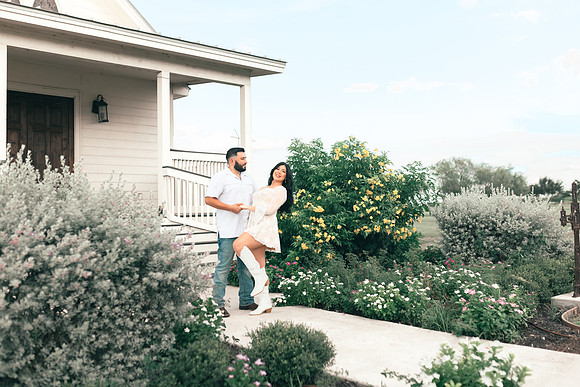 9-1-2025_Nadia Engagement session-87