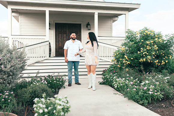 9-1-2025_Nadia Engagement session-196
