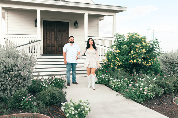9-1-2025_Nadia Engagement session-205
