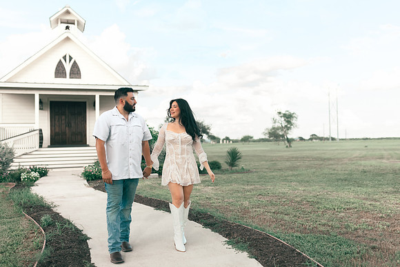 9-1-2025_Nadia Engagement session-301