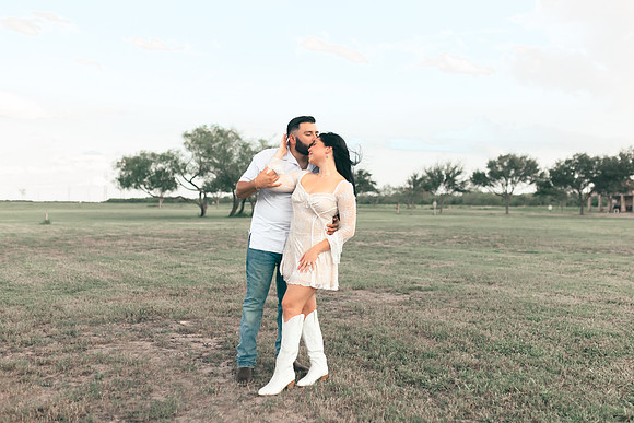 9-1-2025_Nadia Engagement session-350