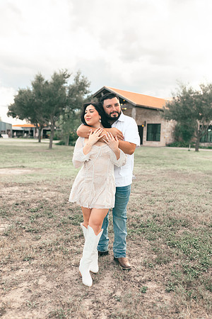 9-1-2025_Nadia Engagement session-396