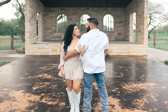 9-1-2025_Nadia Engagement session-473