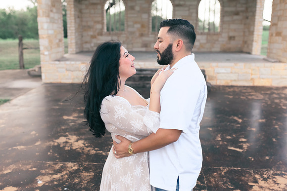 9-1-2025_Nadia Engagement session-522