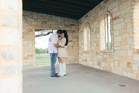 9-1-2025_Nadia Engagement session-529