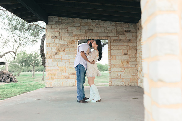 9-1-2025_Nadia Engagement session-547