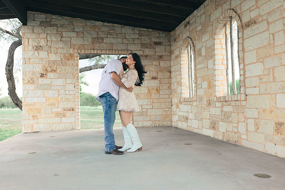 9-1-2025_Nadia Engagement session-541
