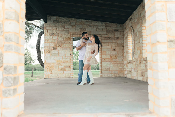 9-1-2025_Nadia Engagement session-558