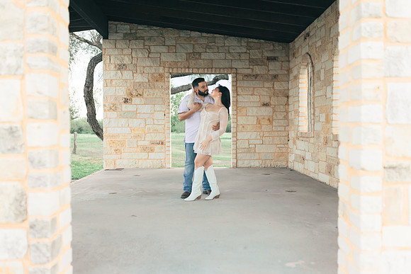 9-1-2025_Nadia Engagement session-557