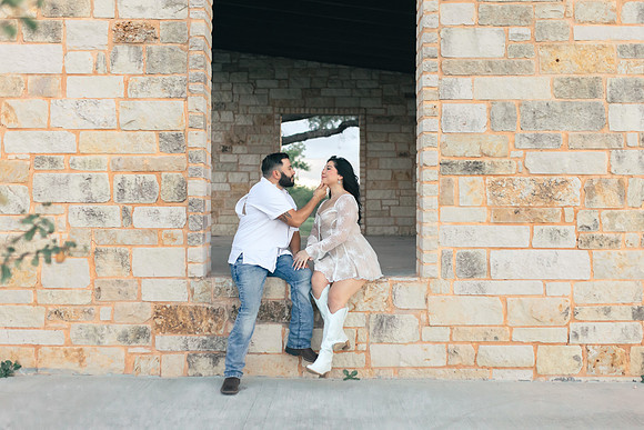 9-1-2025_Nadia Engagement session-599
