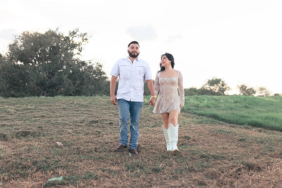 9-1-2025_Nadia Engagement session-713