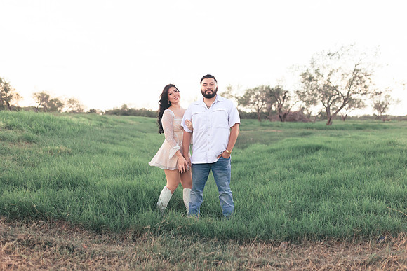 9-1-2025_Nadia Engagement session-732
