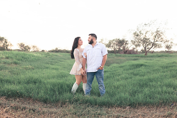 9-1-2025_Nadia Engagement session-747