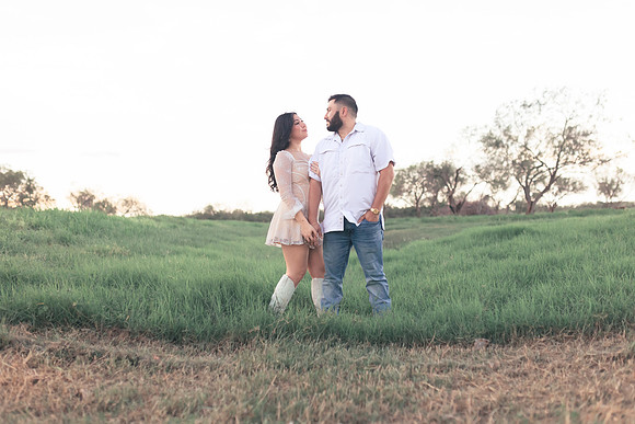 9-1-2025_Nadia Engagement session-781