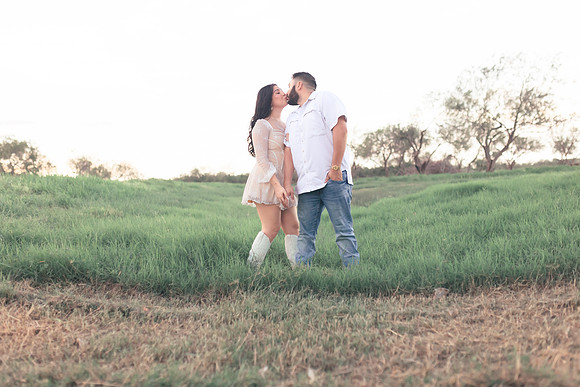 9-1-2025_Nadia Engagement session-790