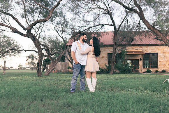 9-1-2025_Nadia Engagement session-840