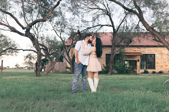9-1-2025_Nadia Engagement session-846