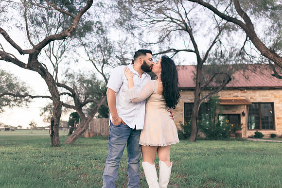 9-1-2025_Nadia Engagement session-853
