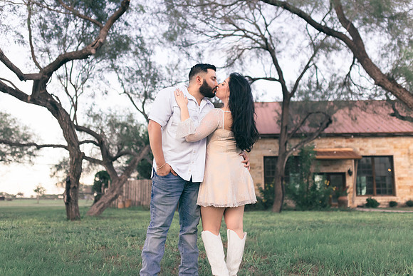 9-1-2025_Nadia Engagement session-854