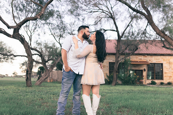 9-1-2025_Nadia Engagement session-860