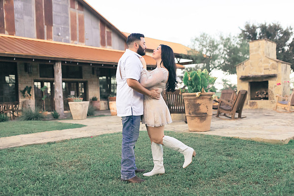 9-1-2025_Nadia Engagement session-901
