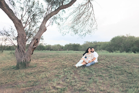 9-1-2025_Nadia Engagement session-924