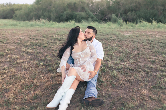 9-1-2025_Nadia Engagement session-965