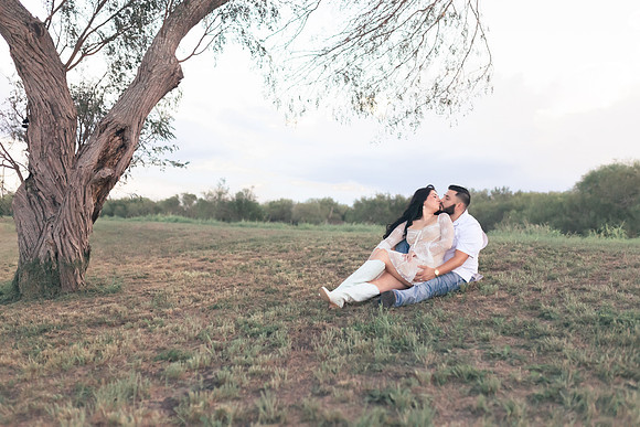 9-1-2025_Nadia Engagement session-977
