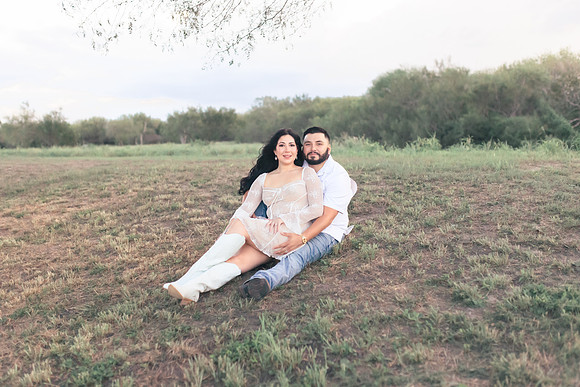 9-1-2025_Nadia Engagement session-1009