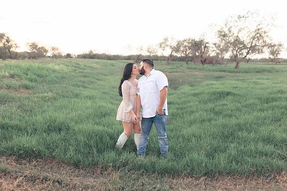 9-1-2025_Nadia Engagement session-805