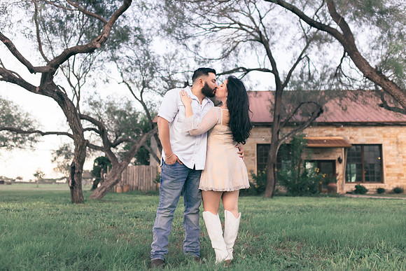 9-1-2025_Nadia Engagement session-852