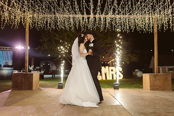 03-08-25_Byanca and Eliberto wedding-2307