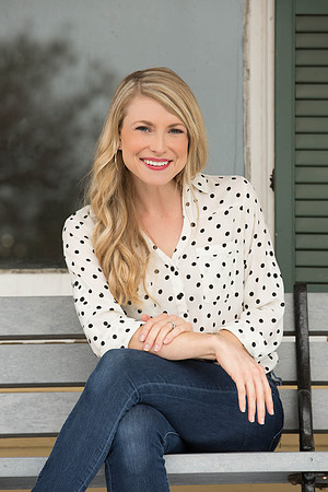 02_02_2017 Amy Brandt Head Shots-11-Edit