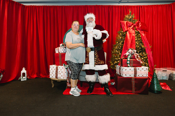 11-5-25_S&C home for the holidays-37
