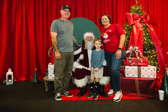 11-5-25_S&C home for the holidays-82