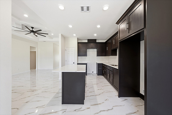 11_10_25 Nora Hinojosa Sth 11th-46