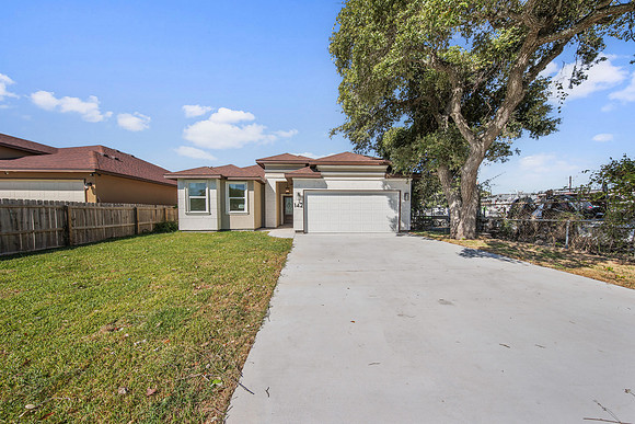 11_10_25 Nora Hinojosa Sth 11th-172