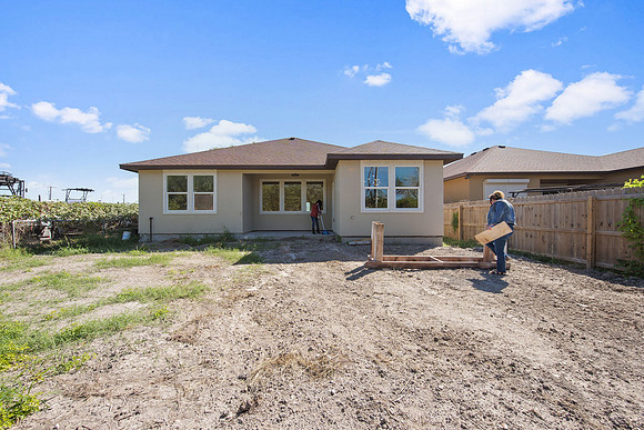 11_10_25 Nora Hinojosa Sth 11th-216