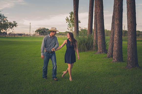 08-8-17_Victoria & Reagan Engagement-217