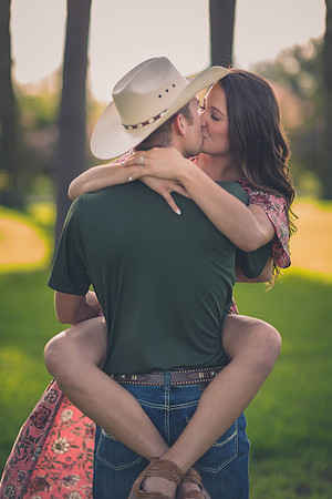 08-8-17_Victoria & Reagan Engagement-24
