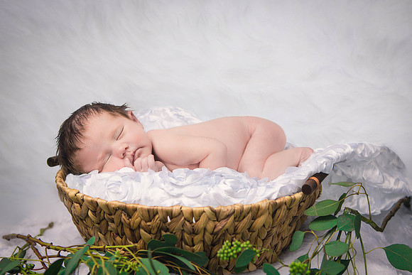01_19_17 Kinley New Born-47-Edit