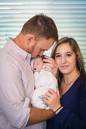 01_19_17 Kinley New Born-208