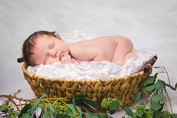 01_19_17 Kinley New Born-48-Edit