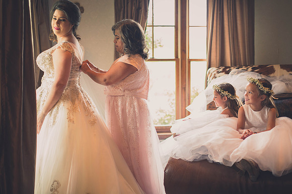 03_11_17 01 Jasmine Bourlon Wedding Getting Ready-279-2