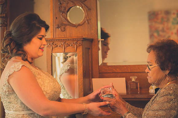 03_11_17 01 Jasmine Bourlon Wedding Getting Ready-330