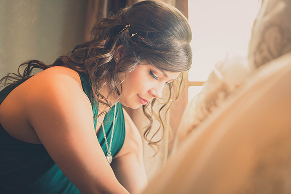 03_11_17 01 Jasmine Bourlon Wedding Getting Ready-310