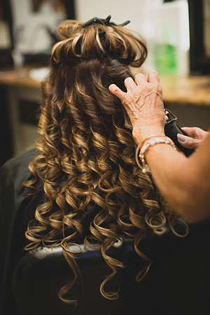 02_25_17 1 Jennifer & Raul Wedding Getting Ready-28